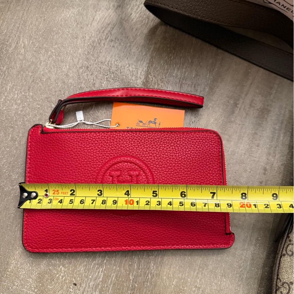 Wristlet - Picture 2 of 5